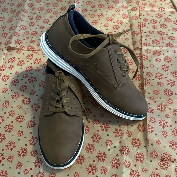 Car & Jack shoes - Picture 1 of 7